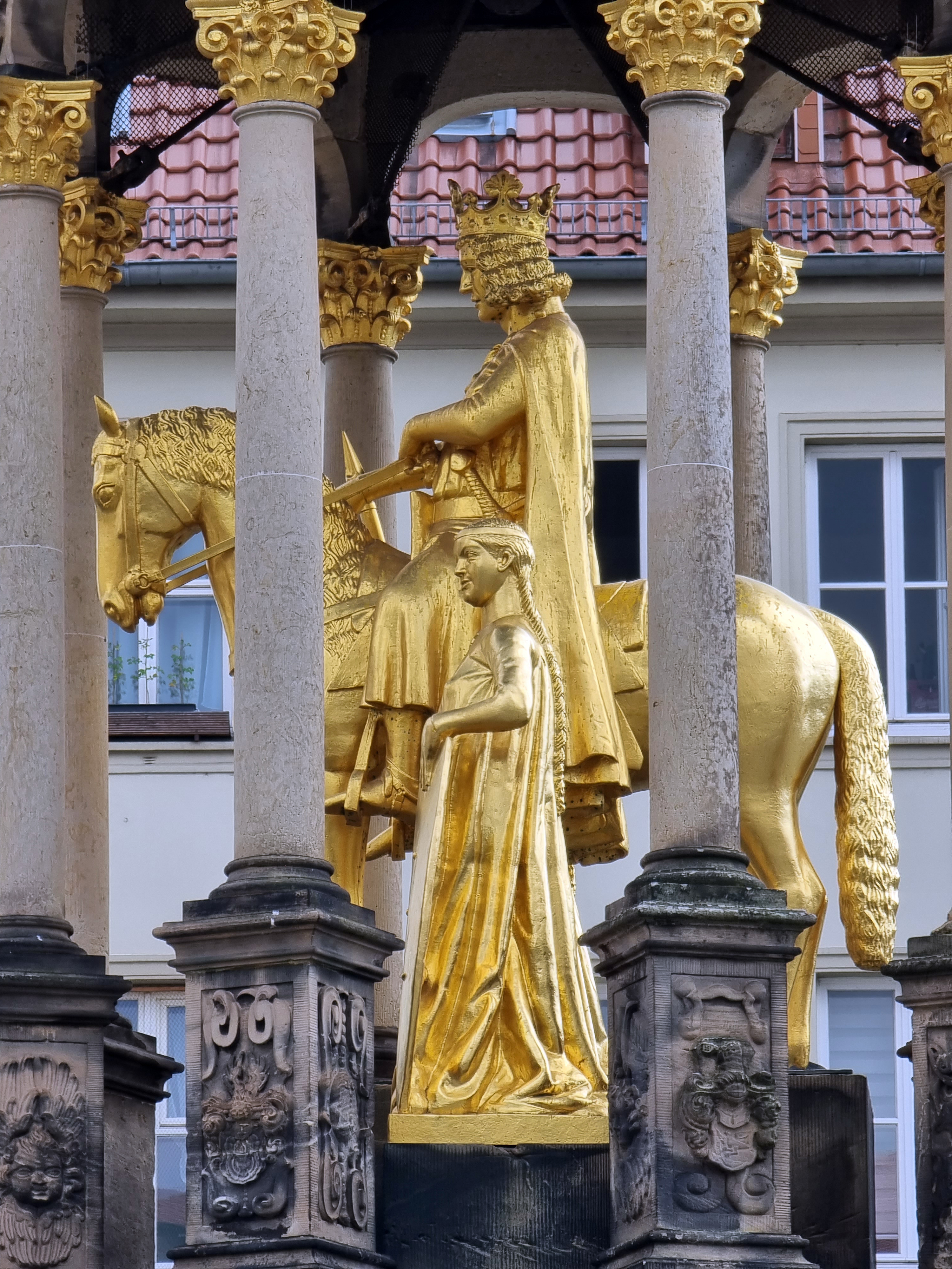 德國馬格德堡著名雕塑《馬格德堡騎馬人》（Magdeburger Reiter），生動展現了神聖羅馬帝國皇帝奧托一世的威嚴之姿